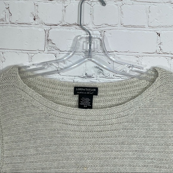 Lord & Taylor Sweater Womens Small Wool Cashmere Pullover Cable Knit Beige - Picture 2 of 8